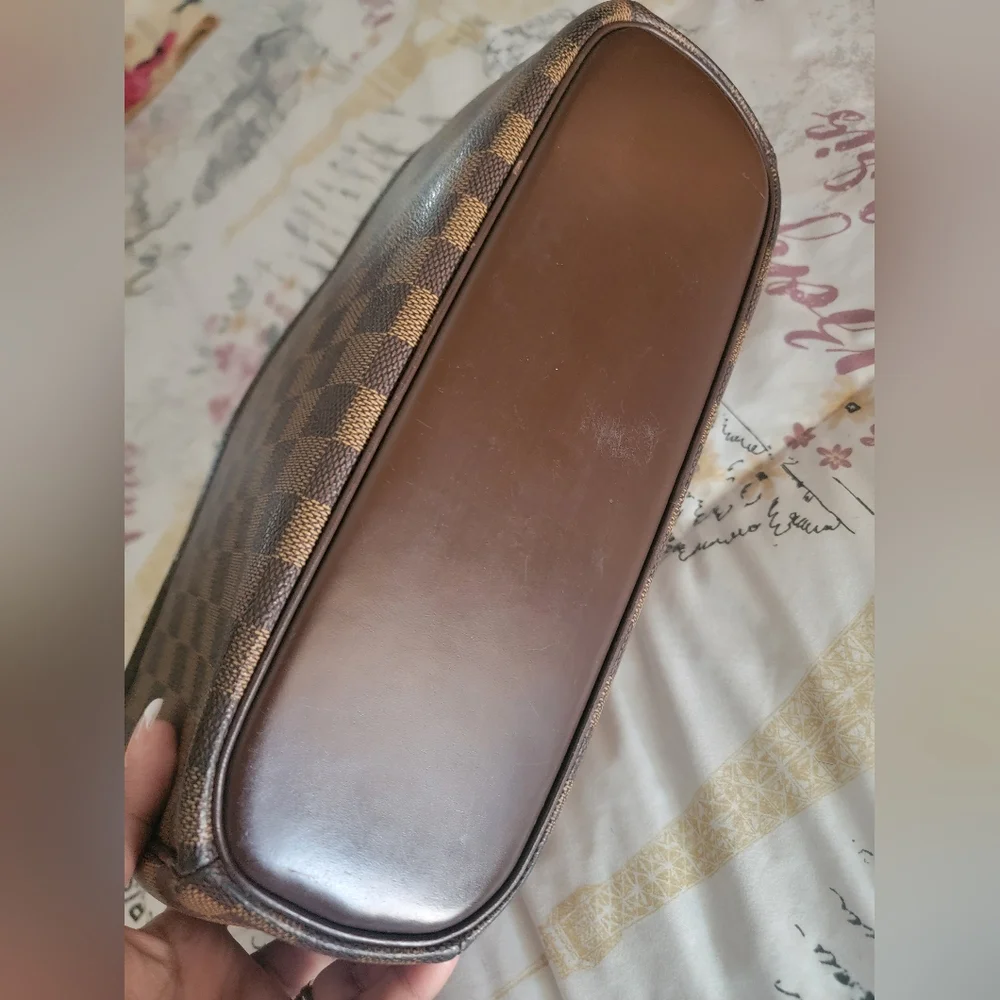 COPY - Authentic Louis Vuitton Damier Sarria Handbag - Picture 8 of 16